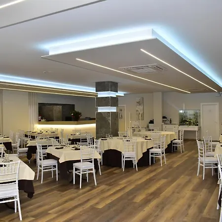 Garden Hotel