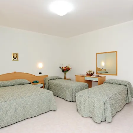 Hotel Garden 3*