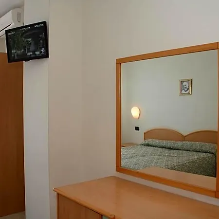 Hotel Garden 3*